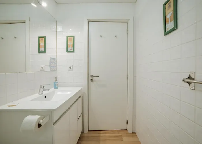 Historic & Sunny Mezzanine Bolhao By Vacationy Apartman